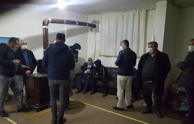 Kahvehanede yakalanan 14 kişiye 44 bin 100 lira ceza