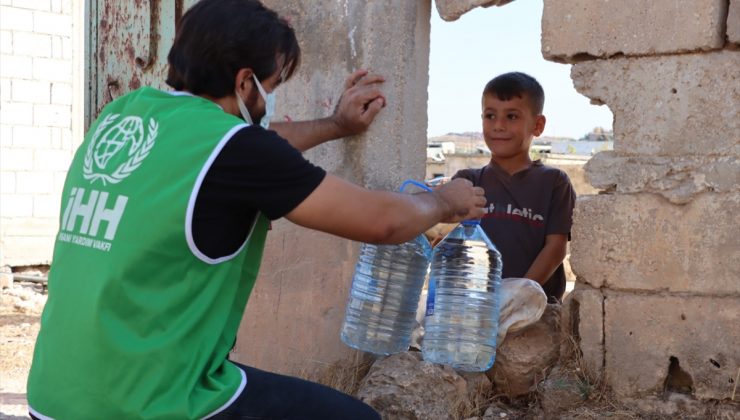 İdlib Kırsalındaki 5 Bin Aileye Gıda Kolisi Yardımı