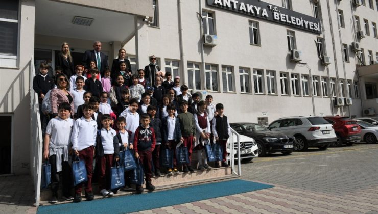 Antakya Belediyesi Öğrencileri Misafir Etti