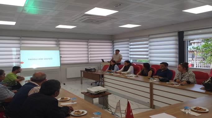 İşkur’da Bilgilendirme Toplantısı Düzenlendi