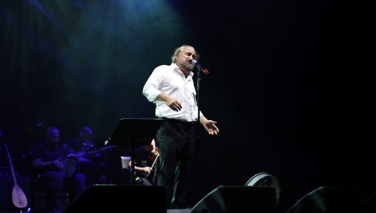 Volkan Konak Hatay’da Konser Verdi