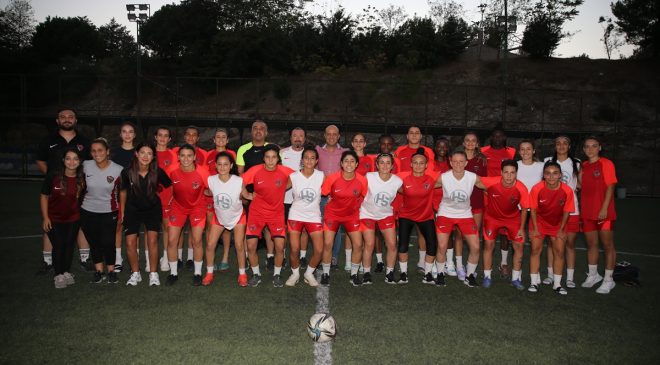 Kadın Futbol Takımı, Üst Sıralarda Yer Almayı Hedefliyor