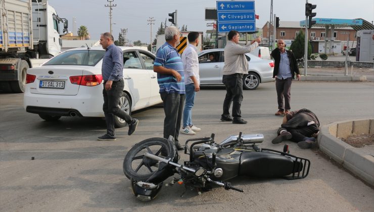 Tırın Çarptığı Motosikletin Sürücüsü Yaralandı