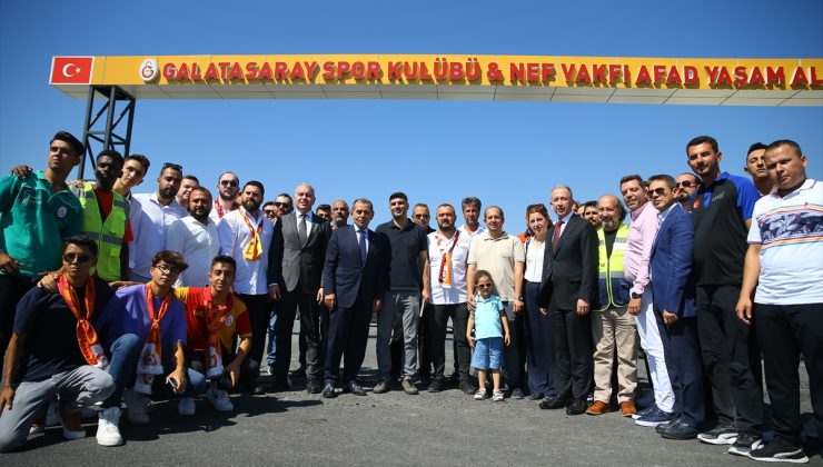 Dursun Özbek, Kahramanmaraş’ta ziyaretlerde bulundu