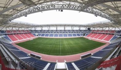 Hatayspor-Kasımpaşa Maçı Mersin Arena Stadında