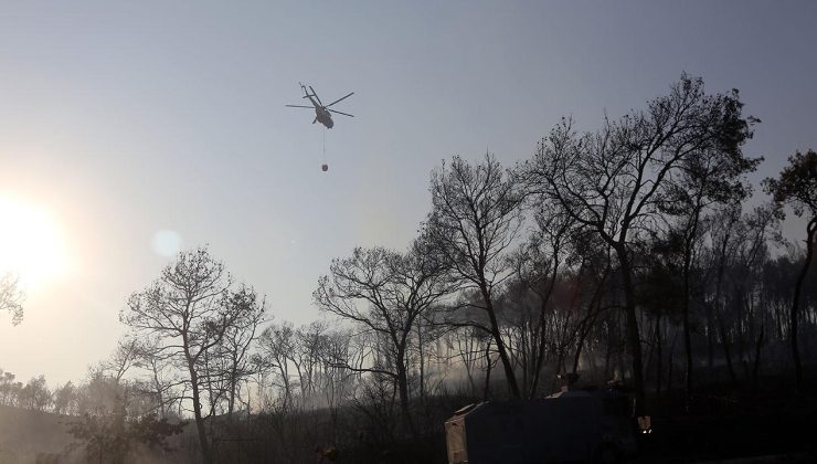 TSK helikopterleri, Çanakkale’deki yangına 117 tondan fazla su atımı yaptı
