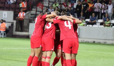 A Milli Kadın Futbol Takımı 3 Puanı Aldı