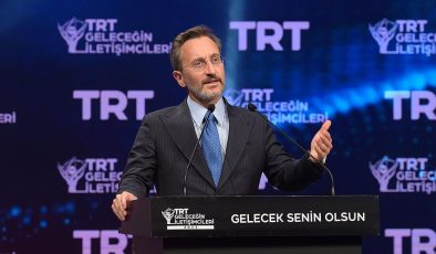 “TRT Geleceğin İletişimcileri Yarışması” ödülleri sahiplerini buldu