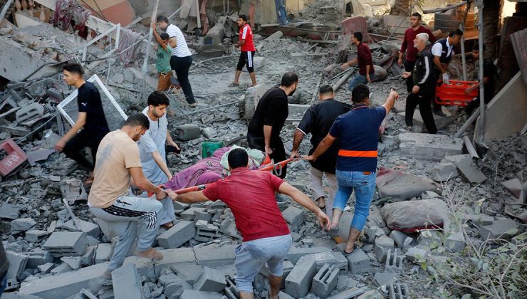 Gazze’ye insani yardım girişi başladı