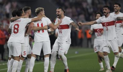 Almanya, Türkiye Maçının Kadroları Belli Oldu