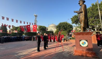 Büyük Önder Atatürk, Hatay’ın ilçelerinde anıldı