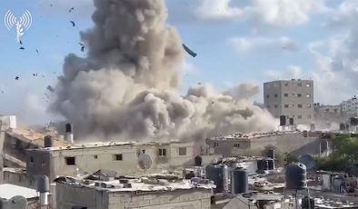 İsrail ordusu Şifa Hastanesi’nden yıkım yaparak çekildi