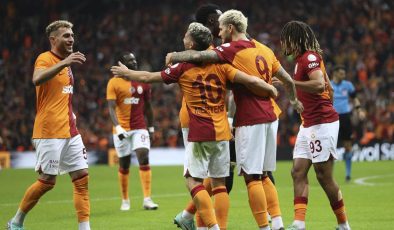 Galatasaray son 16 turu için sahaya çıkıyor