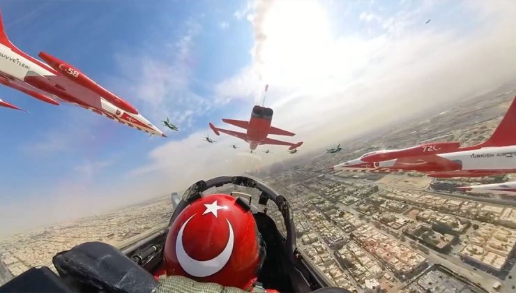 Türk Yıldızları Riyad’da gösteri uçuşu yaptı