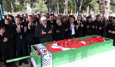 Adana Büyükşehir Belediyesi Özel Kalem Müdür Vekili Güdük’ün cenazesi defnedildi