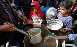 İsrail’in kıtlığa sürüklediği Gazze Şeridi’nin kuzeyindeki Filistinliler için açlık füzelerden daha ölümcül