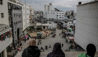 Gazze’deki Şifa Hastanesi etrafındaki yıkımının boyutu tarif edilemez