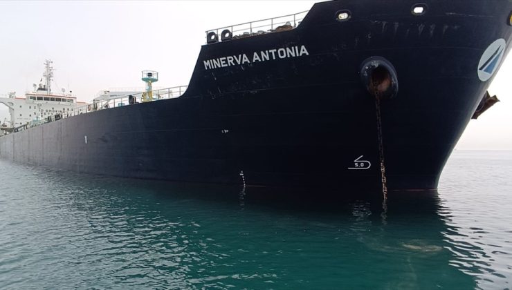 Tanker Gemisi Kalkış Esnasında Karaya Oturdu